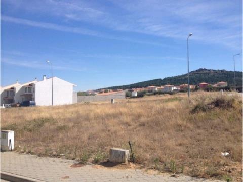 Terreno Guarda para construção, centro de Figueira de Castelo Rodrigo