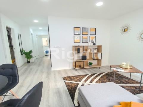 2 bedroom flat fully refurbished in Penha de França