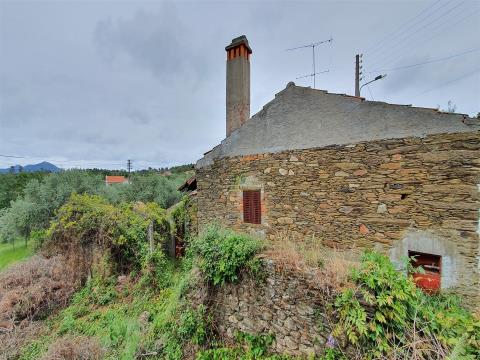 House, Garage and land for sale, in the parish of Sarzedas