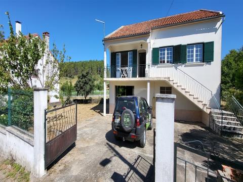 Fantastic 4-Bedroom Villa - Backyard - Garage - Pereiros Village, São Vicente da Beira