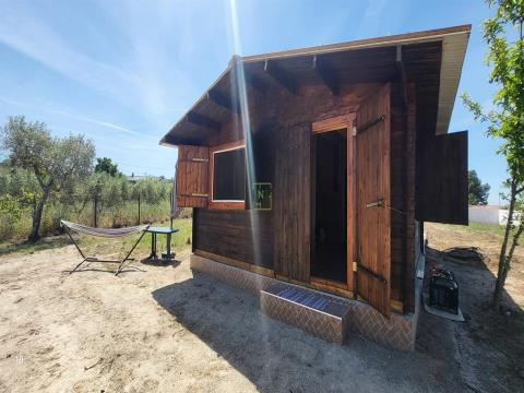 Farm 3800m2 - Prefabricated house - Lardosa