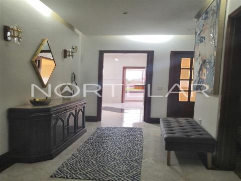 2 bedroom apartment center Trofa for sale