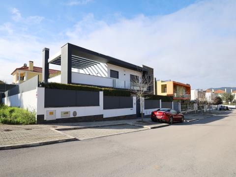 Exceptional contemporary 4-bedroom villa in Murches, Cascais
