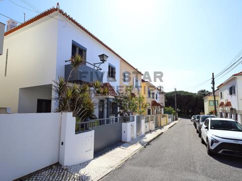 4 Bedroom Villa with Patio and Parking in Caselas - Belém