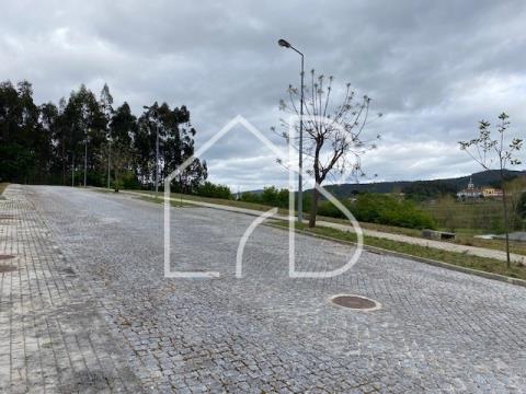 Lotes de Terreno para construção com projeto aprovado para Moradias T3 a T5, Priscos, Braga