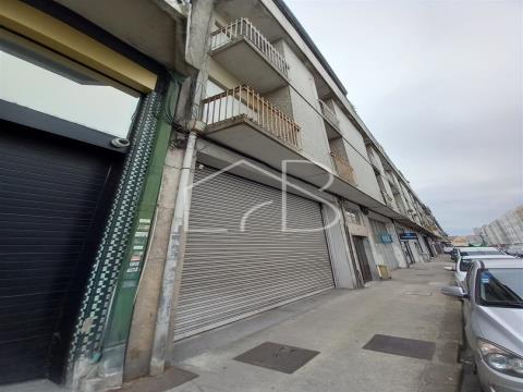 Armazém/loja  para venda no centro de Braga