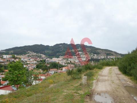 Land for construction with 1800 m2 in S. João, Vizela