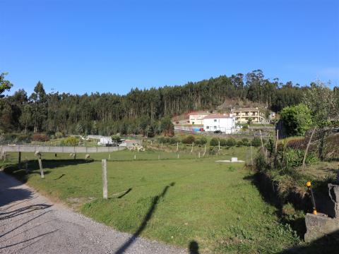 Building land with 961m2 in Vilarinho, Santo Tirso
