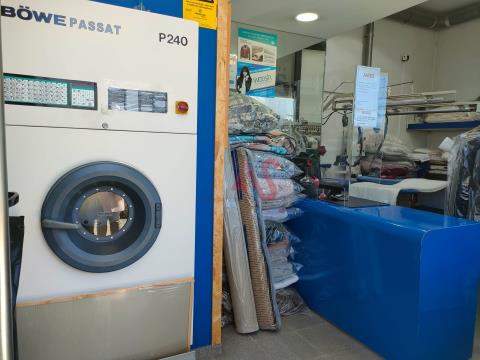 Wäscherei Hausfriedensbruch mit 25 Jahren Markt, im Zentrum von Fafe.