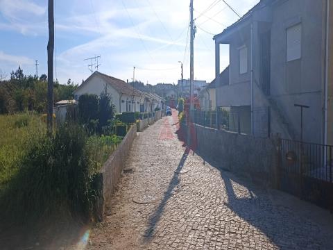 Grundstück für den Bau von Villen / Lagerhaus / Industrie mit 10.260m2 in Tarrio, Riba D´Ave.
