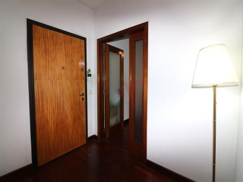 Apartamento de 4 dormitorios en São Miguel, Vizela
