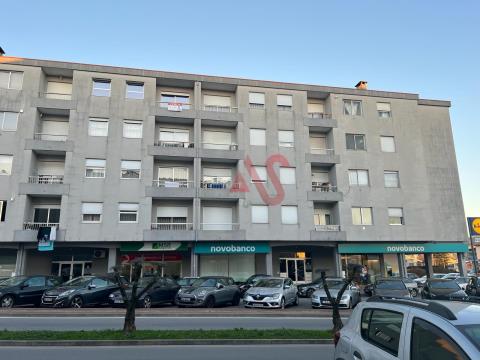 Apartamento de 4 habitaciones en Pousada de Saramagos, Vila Nova de Famalicão