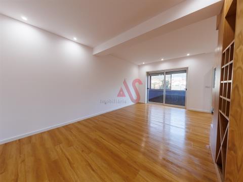 Completely renovated 3 bedroom apartment in the city center of Vizela