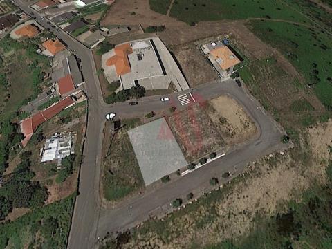 Terrain constructible de 513 m² à Sendim, Felgueiras.
