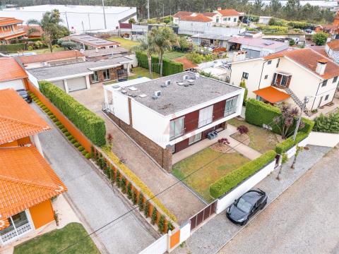 Villa semi-nuova con 3 camere da letto a Lousado, Vila Nova de Famalicão