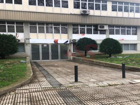 Negozio in affitto con 289,5 m2 a São Vítor, Braga
