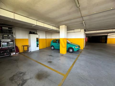 Parking space with 16 m2 in Azurém, Guimarães