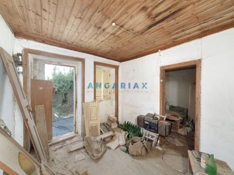 ANG956 - 2 Bedroom single storey House for Sale in Porto de Mós, Porto de Mós