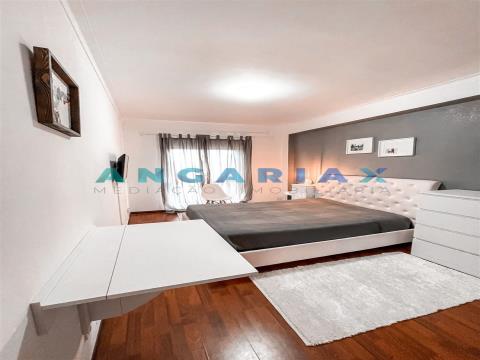 ANG988 - Apartamento T3, para Venda, em Leiria