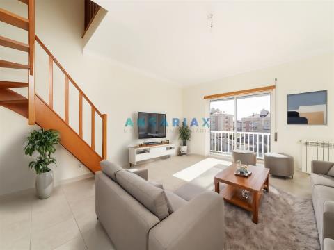 ANG1041 - Apartamento T3 Duplex para Venda em Leiria