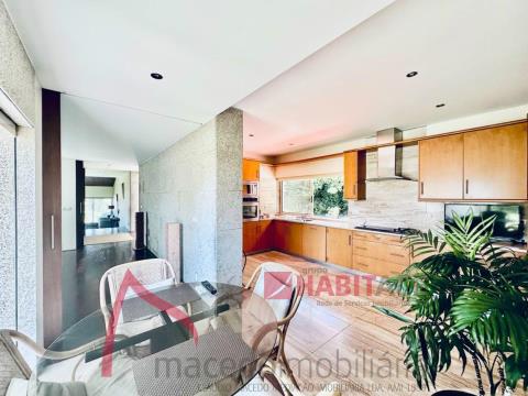 3 bedroom detached house for sale in Parada de Tibães, Braga.  Characteristics:  - Kitchen equipped