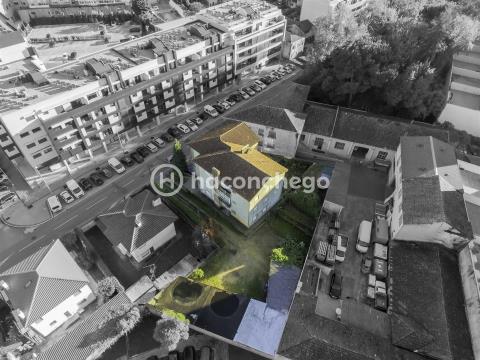 Prédio com 6 apartamentos para remodelar na cidade de Barcelos