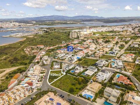 Prime Plot of Land for Sale in Ferragudo - Ideal for Your Dream Home