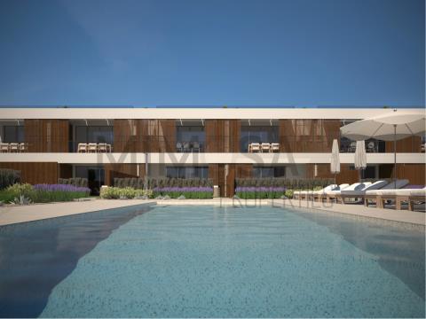 Nuevos apartamentos con piscina, cerca de la playa, Luz, Lagos