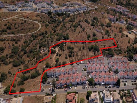 Terrains pour la construction de 3 maisons jumelées à Ferragudo