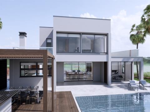 Luxe villa met 4 slaapkamers in aanbouw - Lagos