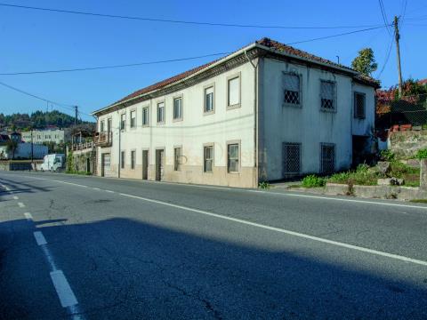 Maison à restaurer, Nespereira, Guimarães