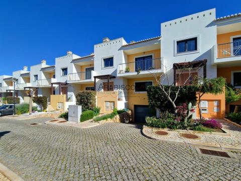 Townhouse T3 - Fireplace - Pool - Garage 3 Places - Backyard - Sesmarias - Alvor - Algarve