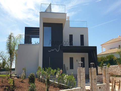 Villa T4 Nuovo - Finiture di lusso - Vista mare - Piscina riscaldata - Ferragudo - Algarve