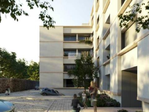 Apartamento T2 com terraço em construção ao Parque do Covelo