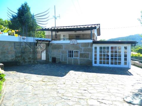 Two villas with pool in Fafe-Arões