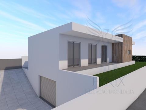 Plot of land with 470m2 for sale in Trandeira - Braga!