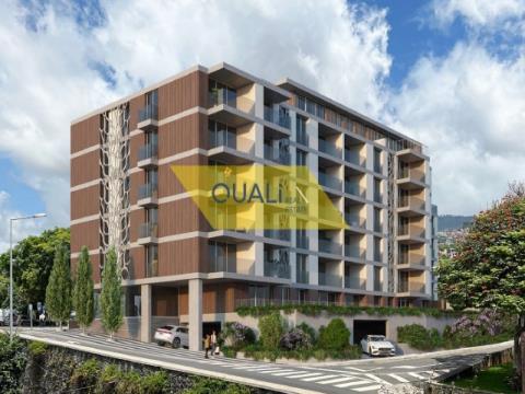 Apartamento T2 em construção no Centro do Funchal - 425.000,00€