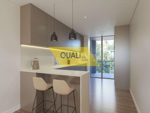 Appartement de 2 chambres en construction dans le centre de Funchal - 390 000,00 €