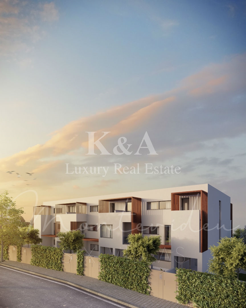 Floor House T4+1 in a prime area of Foz with sea views, in a Luxury Development.