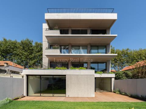 4 bedroom apartment in Rua Dr Sousa Rosa