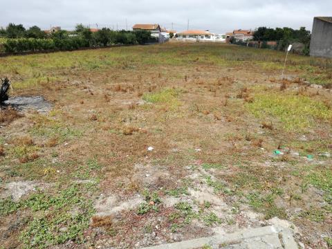 Plot of Land with a front of 14.40m, totaling 583.50m2 of area