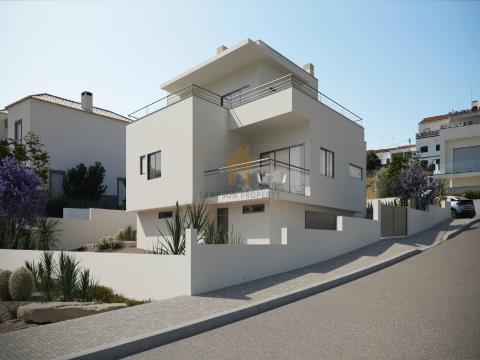 Building plot with approved project for sale in Silves