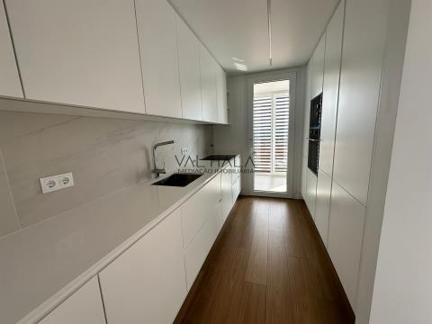 2 bedroom apartment, Loures for rent