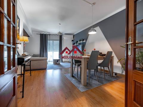 "Apartamento T3 à Venda em Cantanhede, Coimbra - Equipado, Pronto a Habitar - €170.000, Ref. MC453"