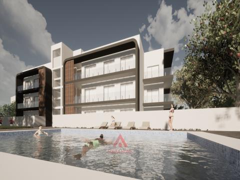 Apartment 3bedrooms - enclosed condominium + swimming pool