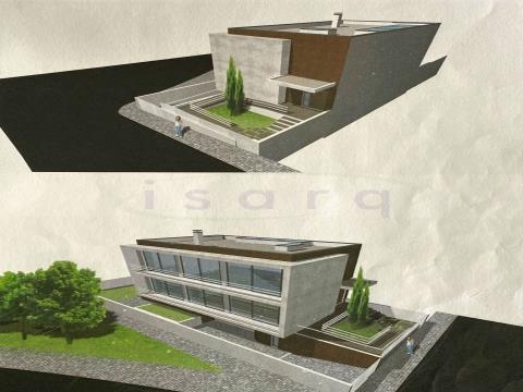 Plot of land close to the metro, with 3 floors and 3 fronts T3 housing project.