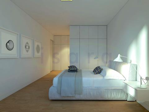 NUOVO appartamento con 3 camere da letto nel centro di Porto e vicino alla metropolitana