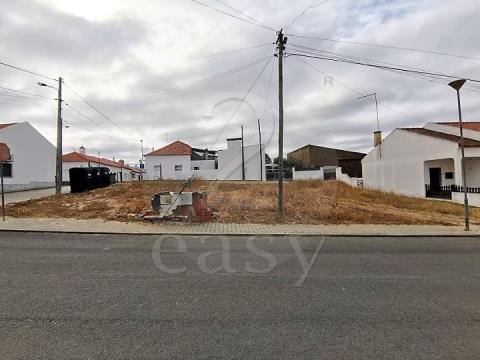 Urban Land with 422.21 m2, Alvalade, Alentejo
