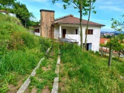 Farm w/ House T5 triplex - Roriz (Santo Tirso)
