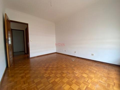 Apartamento T3, para venda, Póvoa de Varzim  NOVA imobiliaria